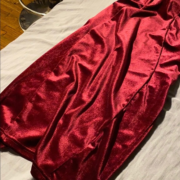 Velvet wine dress size xs , brand new - Picture 2 of 7